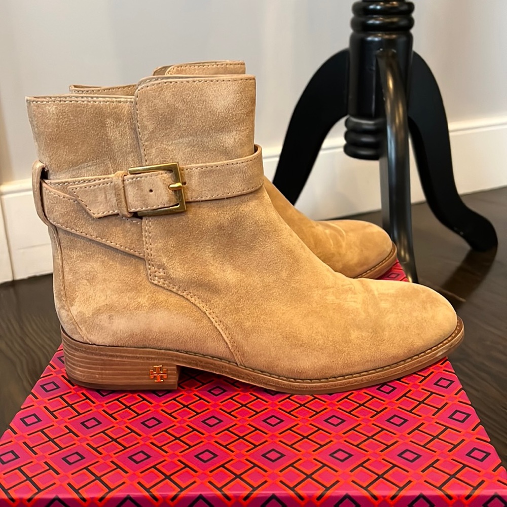 Tory Burch tan suede boots size 7.5